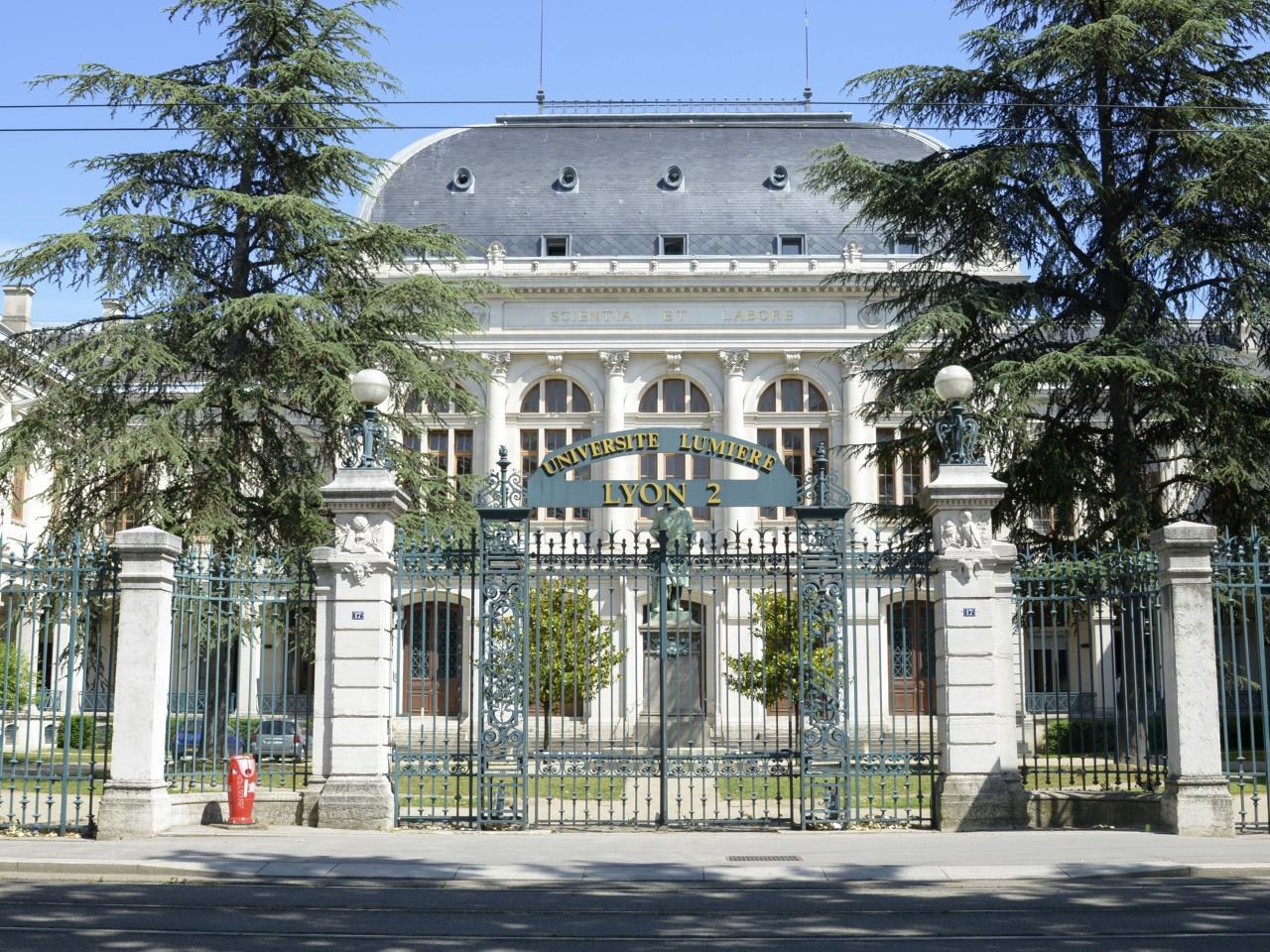 Portail berges du rhone